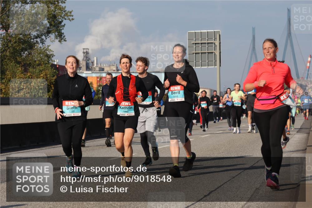 03.10.2025 - Köhlbrandbrückenlauf Luisa Fischer http://msf.ph/oto/9018548 03.10.2025 11:07:25 Position 3 1732, 1440, 1895 meine-sportfotos.de