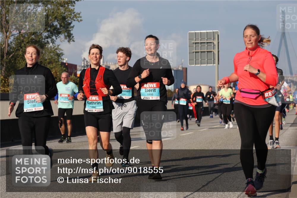 03.10.2025 - Köhlbrandbrückenlauf Luisa Fischer http://msf.ph/oto/9018555 03.10.2025 11:07:26 Position 3 1732, 1000, 1440, 3291, 1895 meine-sportfotos.de