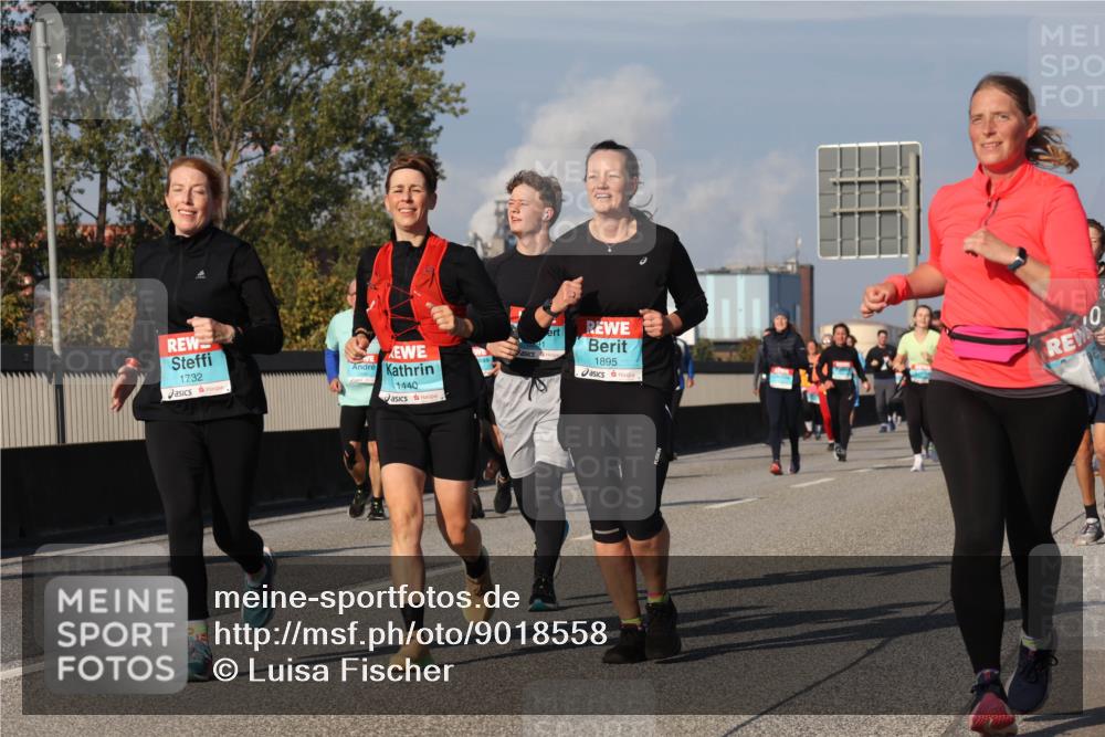 03.10.2025 - Köhlbrandbrückenlauf Luisa Fischer http://msf.ph/oto/9018558 03.10.2025 11:07:27 Position 3 1732, 1440, 1895, 0 meine-sportfotos.de