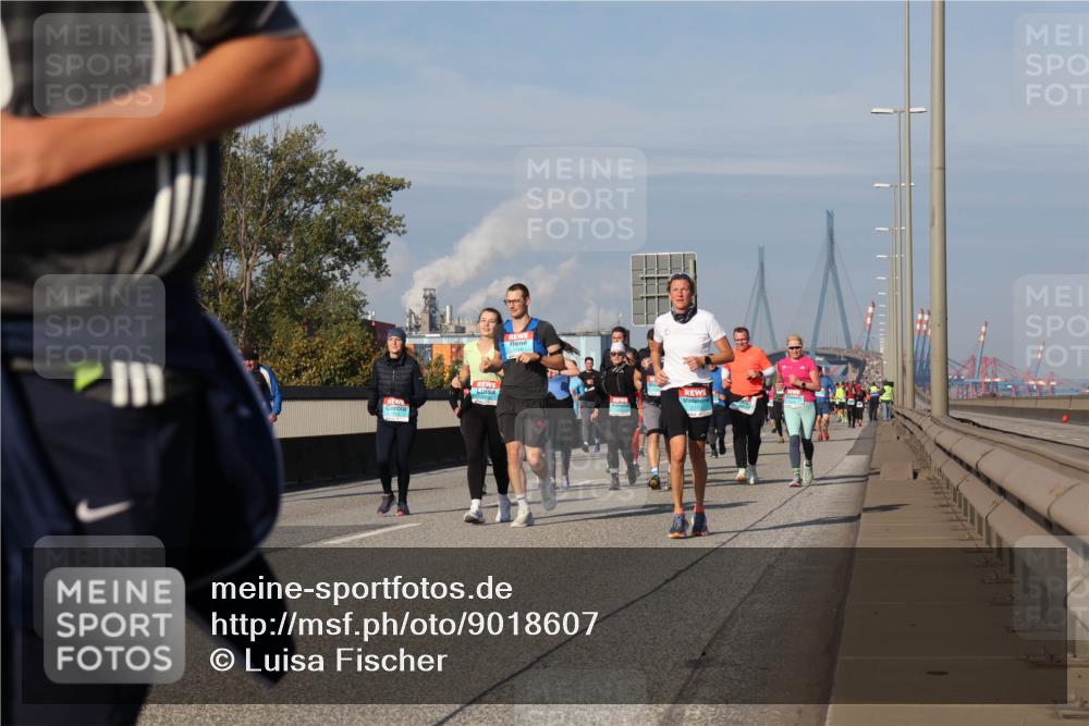 03.10.2025 - Köhlbrandbrückenlauf Luisa Fischer http://msf.ph/oto/9018607 03.10.2025 11:07:35 Position 3  meine-sportfotos.de