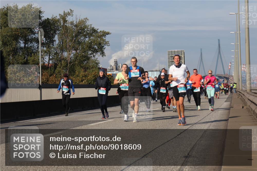 03.10.2025 - Köhlbrandbrückenlauf Luisa Fischer http://msf.ph/oto/9018609 03.10.2025 11:07:35 Position 3  meine-sportfotos.de
