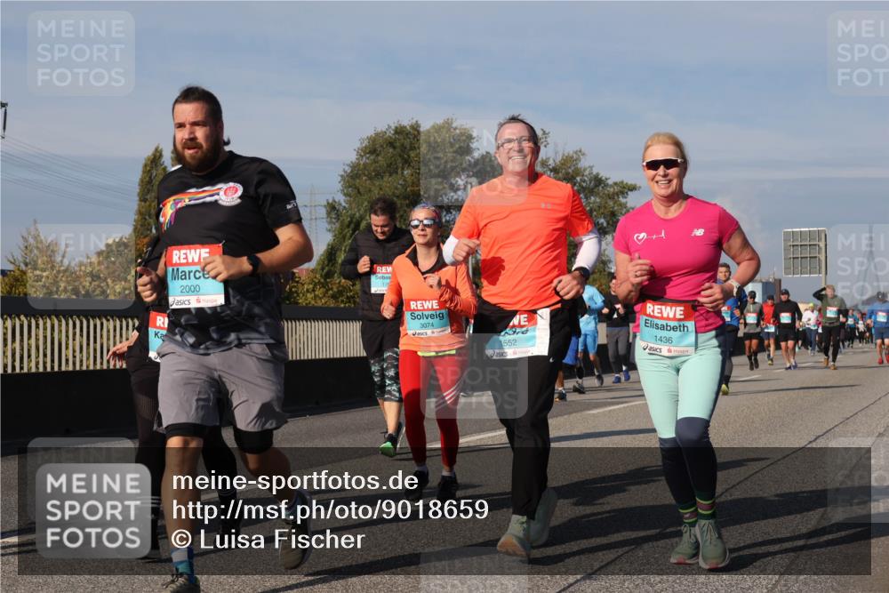 03.10.2025 - Köhlbrandbrückenlauf Luisa Fischer http://msf.ph/oto/9018659 03.10.2025 11:07:44 Position 3 1, 2000, 175, 3074, 121, 1552, 1436 meine-sportfotos.de