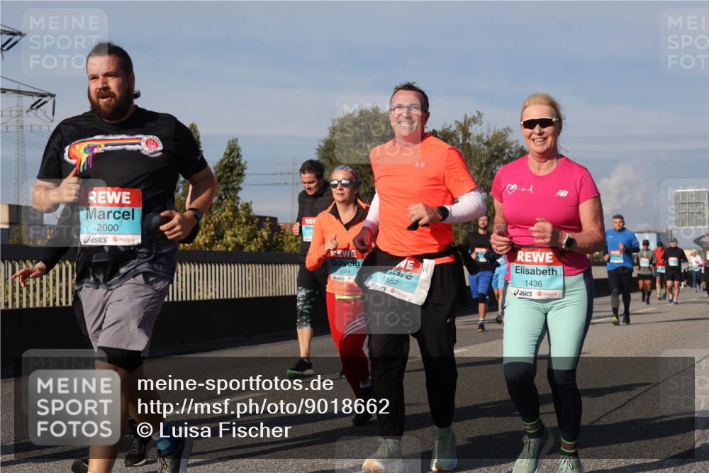 03.10.2025 - Köhlbrandbrückenlauf Luisa Fischer http://msf.ph/oto/9018662 03.10.2025 11:07:44 Position 3 2000, 1552, 1436, 3074 meine-sportfotos.de