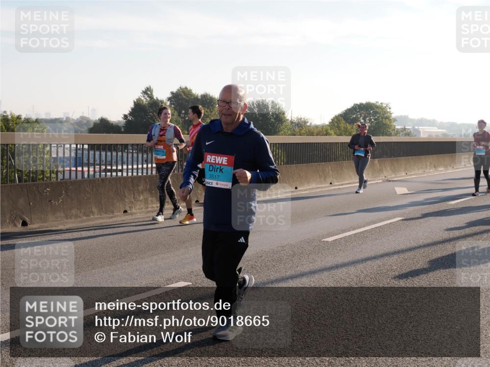 03.10.2025 - Köhlbrandbrückenlauf Fabian Wolf http://msf.ph/oto/9018665 03.10.2025 09:28:06 Position 3 3637, 3517 meine-sportfotos.de