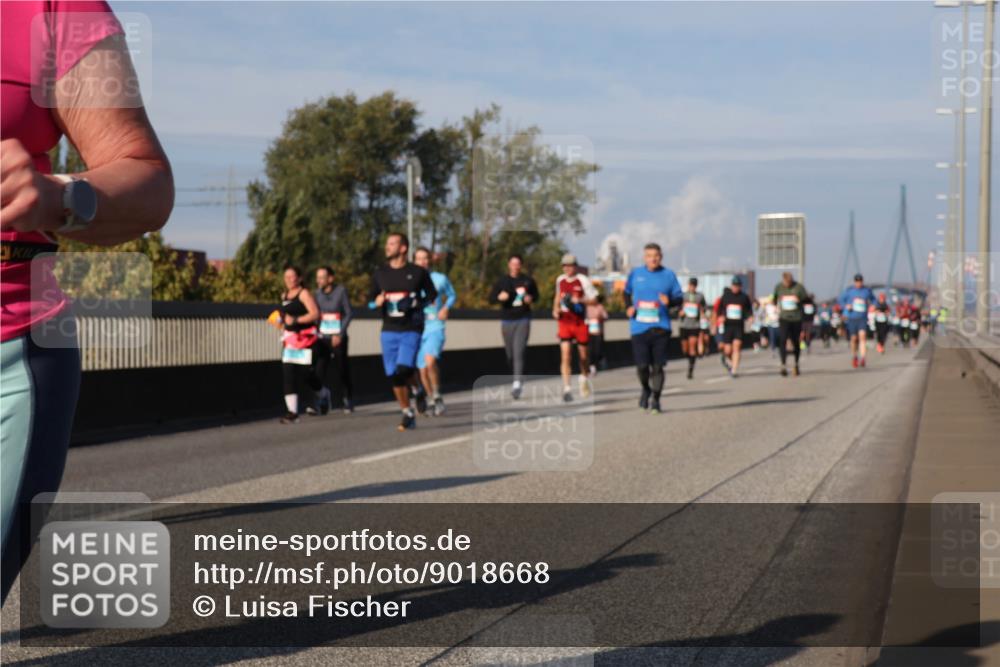 03.10.2025 - Köhlbrandbrückenlauf Luisa Fischer http://msf.ph/oto/9018668 03.10.2025 11:07:45 Position 3  meine-sportfotos.de