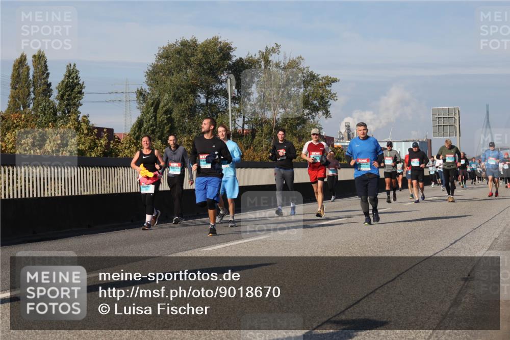 03.10.2025 - Köhlbrandbrückenlauf Luisa Fischer http://msf.ph/oto/9018670 03.10.2025 11:07:46 Position 3  meine-sportfotos.de