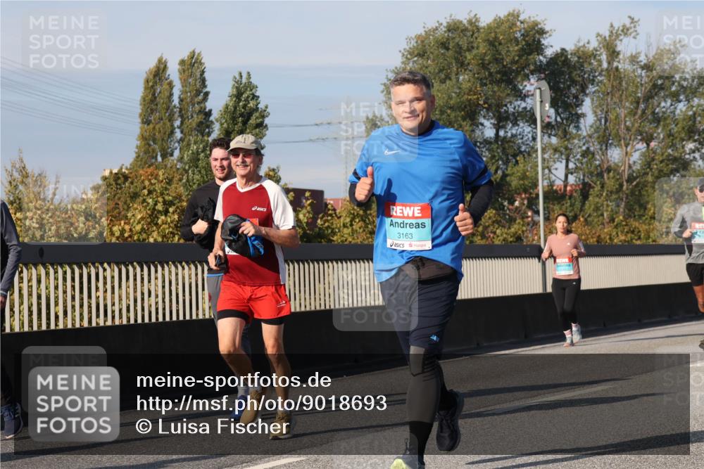03.10.2025 - Köhlbrandbrückenlauf Luisa Fischer http://msf.ph/oto/9018693 03.10.2025 11:07:50 Position 3 3163 meine-sportfotos.de