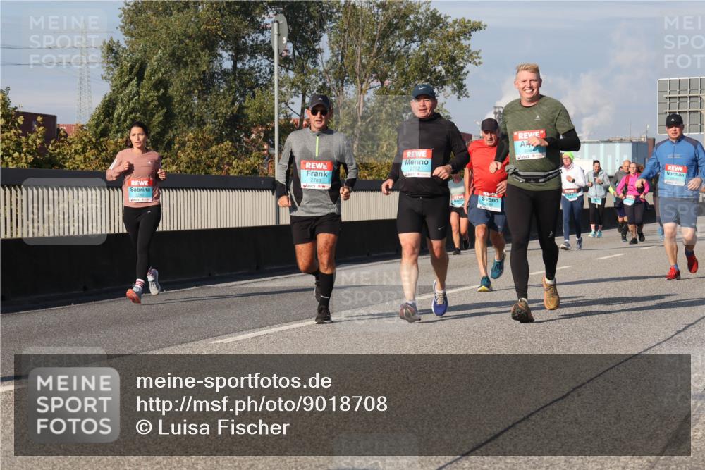 03.10.2025 - Köhlbrandbrückenlauf Luisa Fischer http://msf.ph/oto/9018708 03.10.2025 11:07:52 Position 3 2240, 2783, 2782, 2784 meine-sportfotos.de
