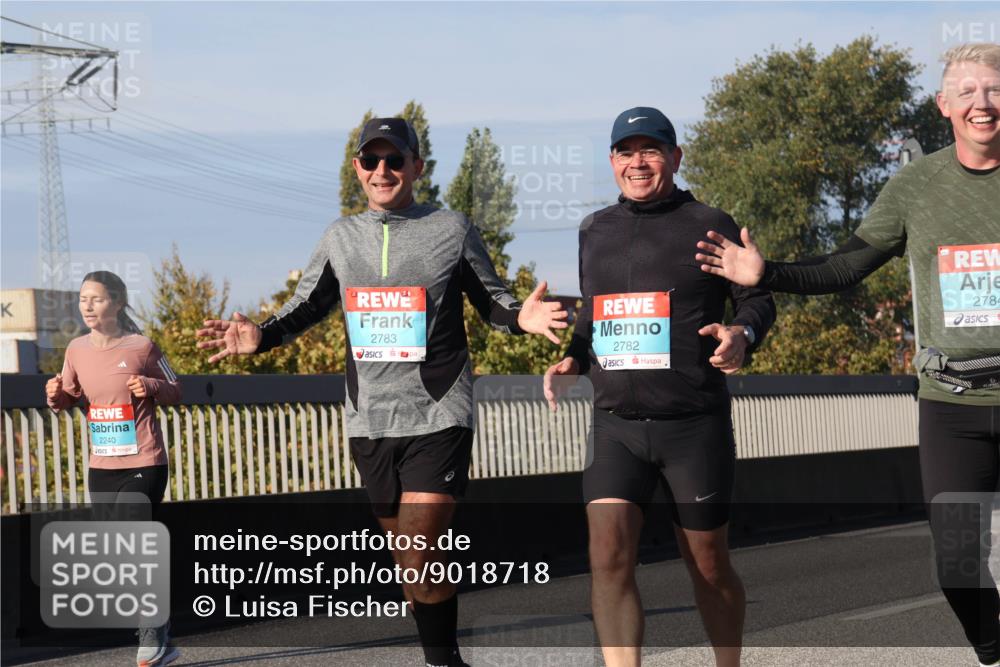 03.10.2025 - Köhlbrandbrückenlauf Luisa Fischer http://msf.ph/oto/9018718 03.10.2025 11:07:55 Position 3 2240, 2783, 2782, 2784 meine-sportfotos.de