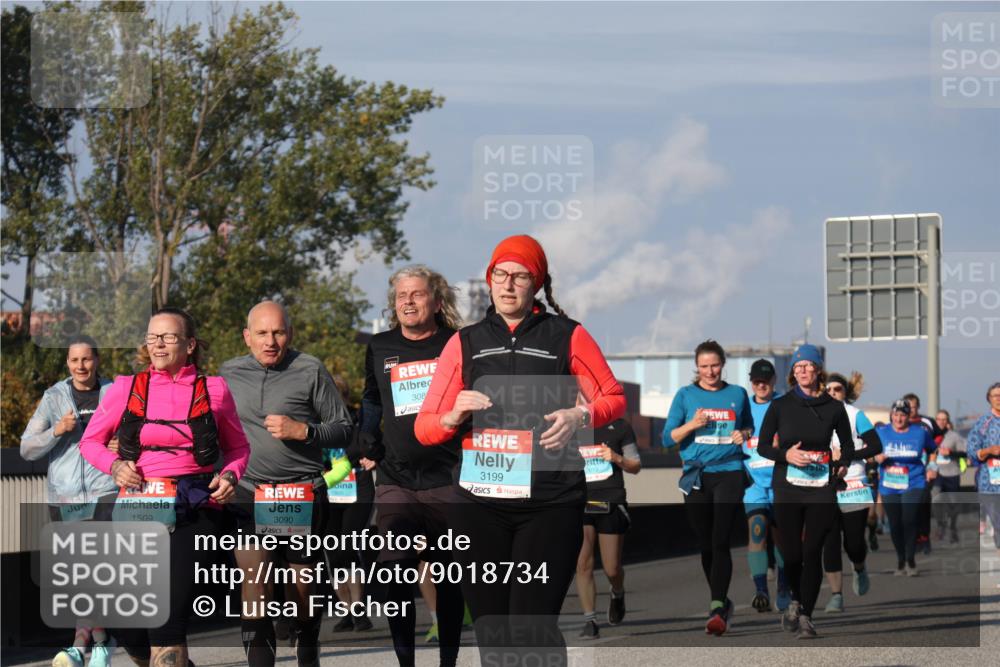 03.10.2025 - Köhlbrandbrückenlauf Luisa Fischer http://msf.ph/oto/9018734 03.10.2025 11:08:02 Position 3 1509, 3090, 308, 3199 meine-sportfotos.de