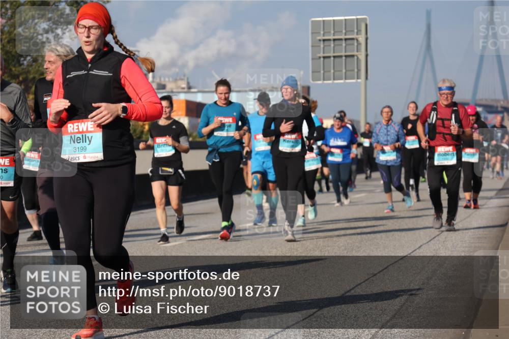03.10.2025 - Köhlbrandbrückenlauf Luisa Fischer http://msf.ph/oto/9018737 03.10.2025 11:08:02 Position 3 3199, 0, 1960 meine-sportfotos.de
