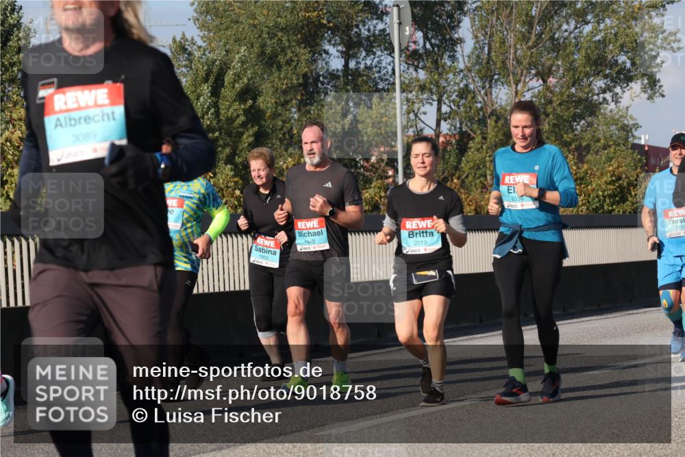 03.10.2025 - Köhlbrandbrückenlauf Luisa Fischer http://msf.ph/oto/9018758 03.10.2025 11:08:06 Position 3 3089, 1950, 1948, 2019, 2036, 3703 meine-sportfotos.de