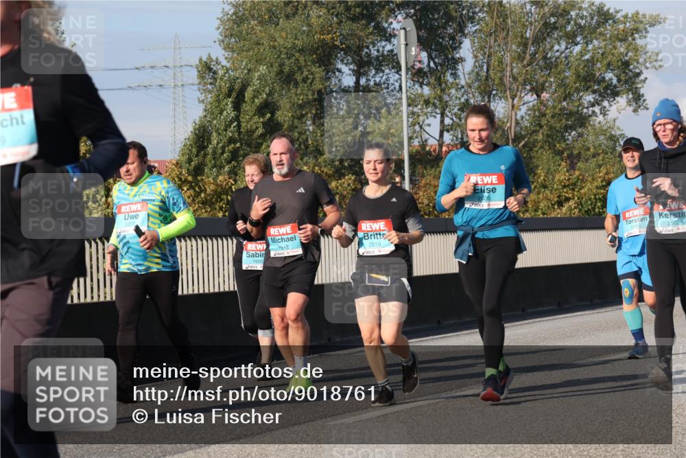 03.10.2025 - Köhlbrandbrückenlauf Luisa Fischer http://msf.ph/oto/9018761 03.10.2025 11:08:06 Position 3 2251, 1950, 1948, 2019, 2036, 3703, 2562 meine-sportfotos.de