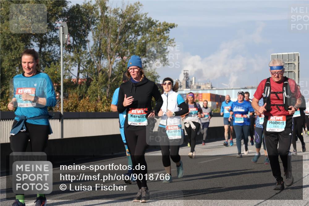 03.10.2025 - Köhlbrandbrückenlauf Luisa Fischer http://msf.ph/oto/9018766 03.10.2025 11:08:07 Position 3 2036, 2562, 3232, 1930 meine-sportfotos.de