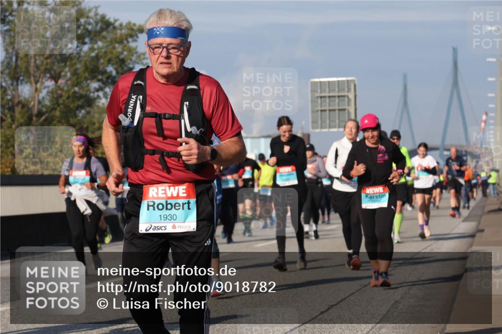 03.10.2025 - Köhlbrandbrückenlauf Luisa Fischer http://msf.ph/oto/9018782 03.10.2025 11:08:10 Position 3 1930 meine-sportfotos.de