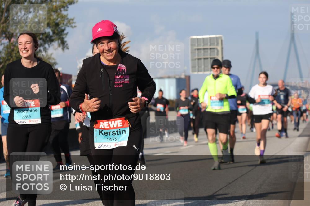 03.10.2025 - Köhlbrandbrückenlauf Luisa Fischer http://msf.ph/oto/9018803 03.10.2025 11:08:13 Position 3 2289, 2025, 1472 meine-sportfotos.de