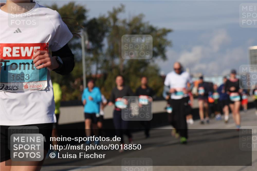 03.10.2025 - Köhlbrandbrückenlauf Luisa Fischer http://msf.ph/oto/9018850 03.10.2025 11:08:21 Position 3 1653 meine-sportfotos.de