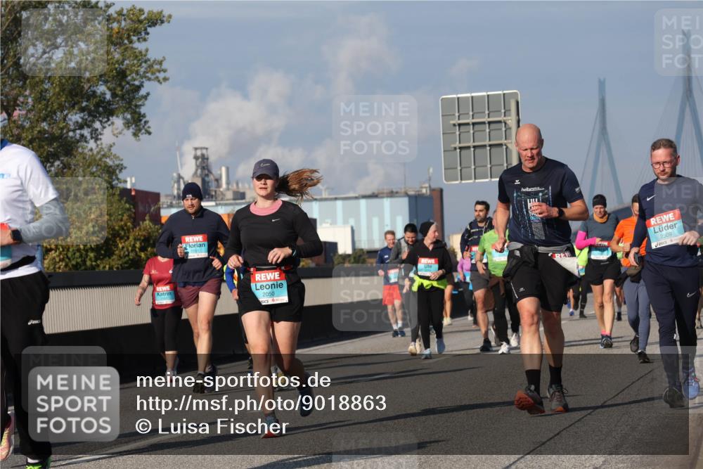 03.10.2025 - Köhlbrandbrückenlauf Luisa Fischer http://msf.ph/oto/9018863 03.10.2025 11:08:23 Position 3 2050, 2509 meine-sportfotos.de
