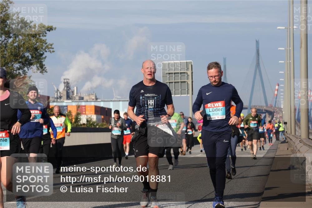 03.10.2025 - Köhlbrandbrückenlauf Luisa Fischer http://msf.ph/oto/9018881 03.10.2025 11:08:26 Position 3 0, 2509 meine-sportfotos.de