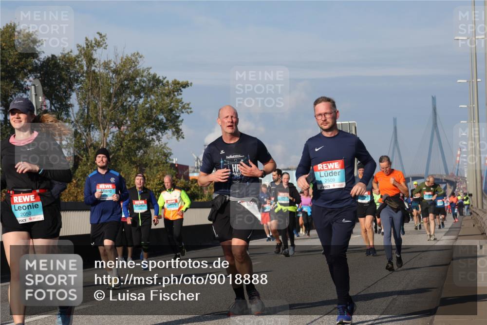 03.10.2025 - Köhlbrandbrückenlauf Luisa Fischer http://msf.ph/oto/9018888 03.10.2025 11:08:27 Position 3 2050, 2509 meine-sportfotos.de