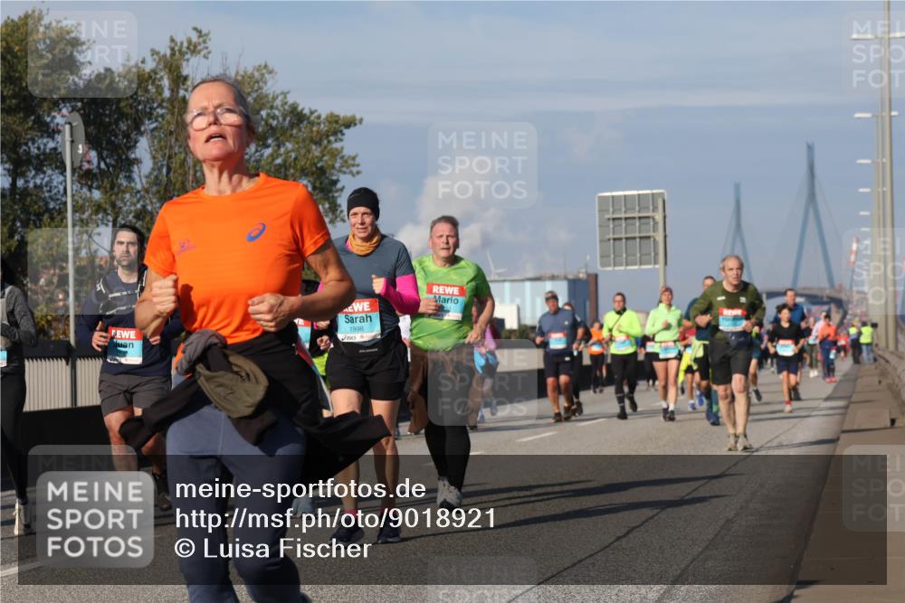 03.10.2025 - Köhlbrandbrückenlauf Luisa Fischer http://msf.ph/oto/9018921 03.10.2025 11:08:33 Position 3 1998 meine-sportfotos.de
