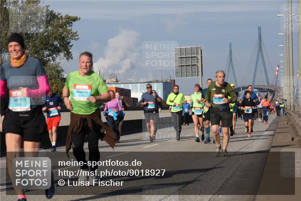 03.10.2025 - Köhlbrandbrückenlauf Luisa Fischer http://msf.ph/oto/9018927 03.10.2025 11:08:34 Position 3 1998, 3396 meine-sportfotos.de