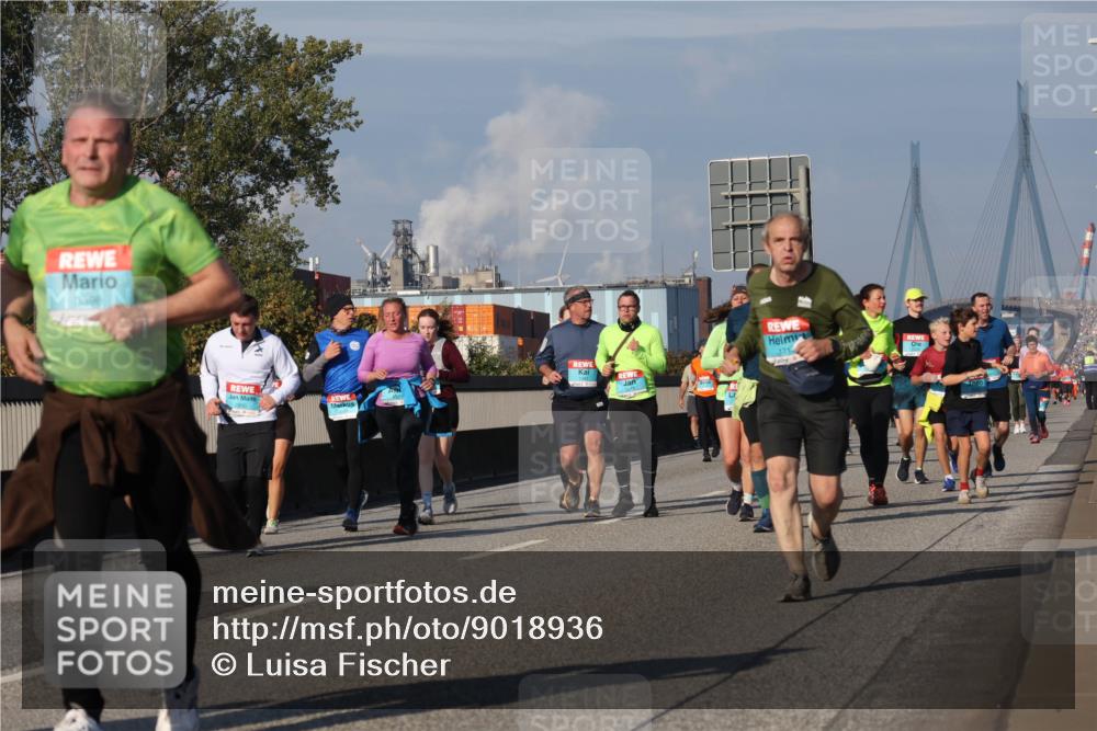 03.10.2025 - Köhlbrandbrückenlauf Luisa Fischer http://msf.ph/oto/9018936 03.10.2025 11:08:35 Position 3 3396, 371 meine-sportfotos.de