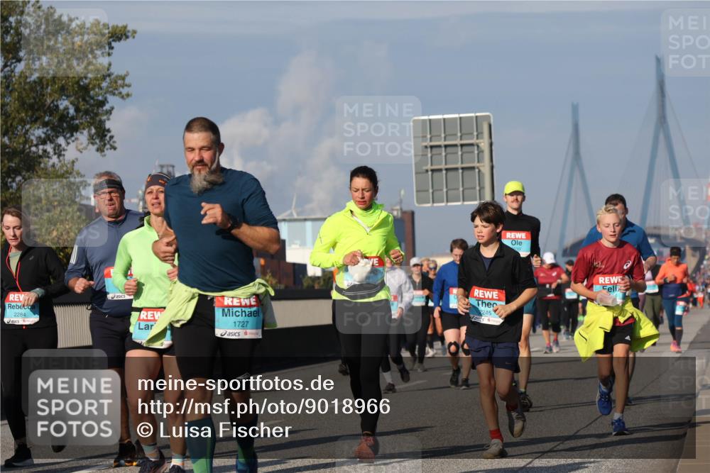 03.10.2025 - Köhlbrandbrückenlauf Luisa Fischer http://msf.ph/oto/9018966 03.10.2025 11:08:41 Position 3 2284, 1727, 2245 meine-sportfotos.de