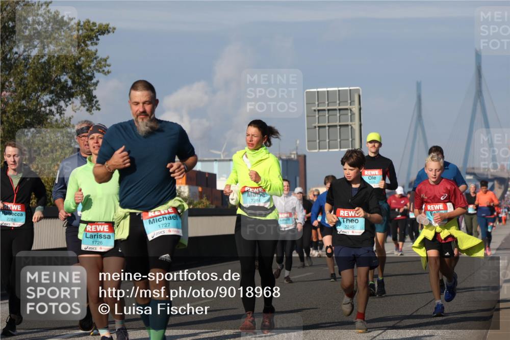 03.10.2025 - Köhlbrandbrückenlauf Luisa Fischer http://msf.ph/oto/9018968 03.10.2025 11:08:41 Position 3 2284, 1726, 1727, 2244, 2245 meine-sportfotos.de