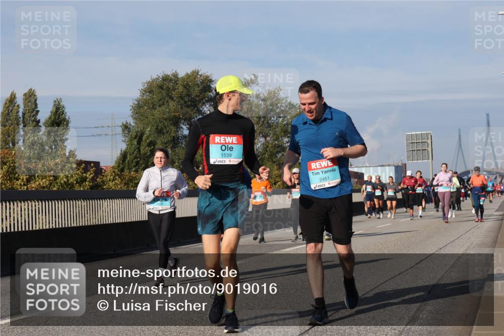 03.10.2025 - Köhlbrandbrückenlauf Luisa Fischer http://msf.ph/oto/9019016 03.10.2025 11:08:49 Position 3 1539, 2451 meine-sportfotos.de