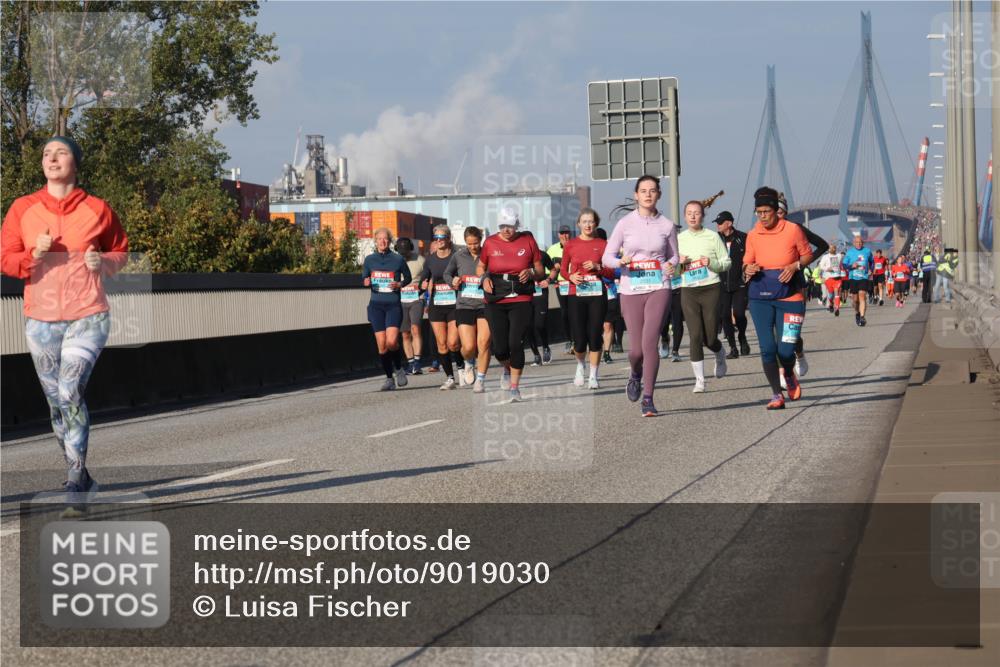 03.10.2025 - Köhlbrandbrückenlauf Luisa Fischer http://msf.ph/oto/9019030 03.10.2025 11:08:52 Position 3  meine-sportfotos.de