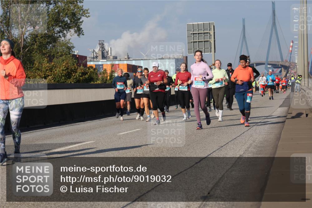03.10.2025 - Köhlbrandbrückenlauf Luisa Fischer http://msf.ph/oto/9019032 03.10.2025 11:08:52 Position 3  meine-sportfotos.de