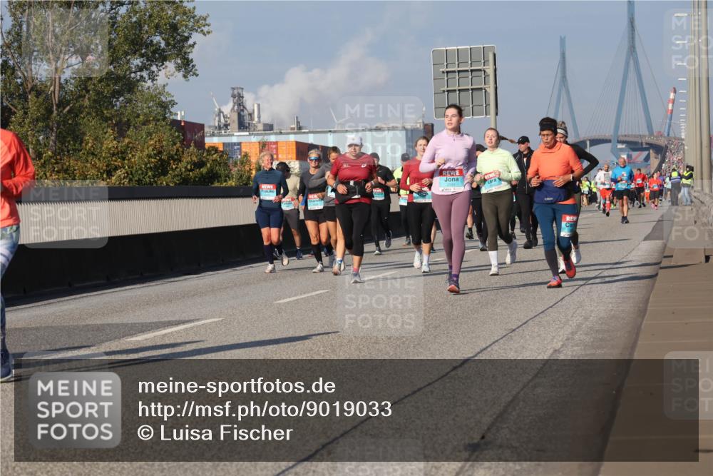 03.10.2025 - Köhlbrandbrückenlauf Luisa Fischer http://msf.ph/oto/9019033 03.10.2025 11:08:52 Position 3  meine-sportfotos.de