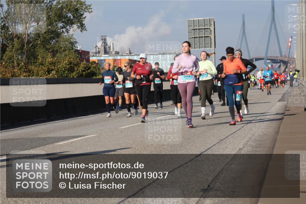 03.10.2025 - Köhlbrandbrückenlauf Luisa Fischer http://msf.ph/oto/9019037 03.10.2025 11:08:53 Position 3  meine-sportfotos.de