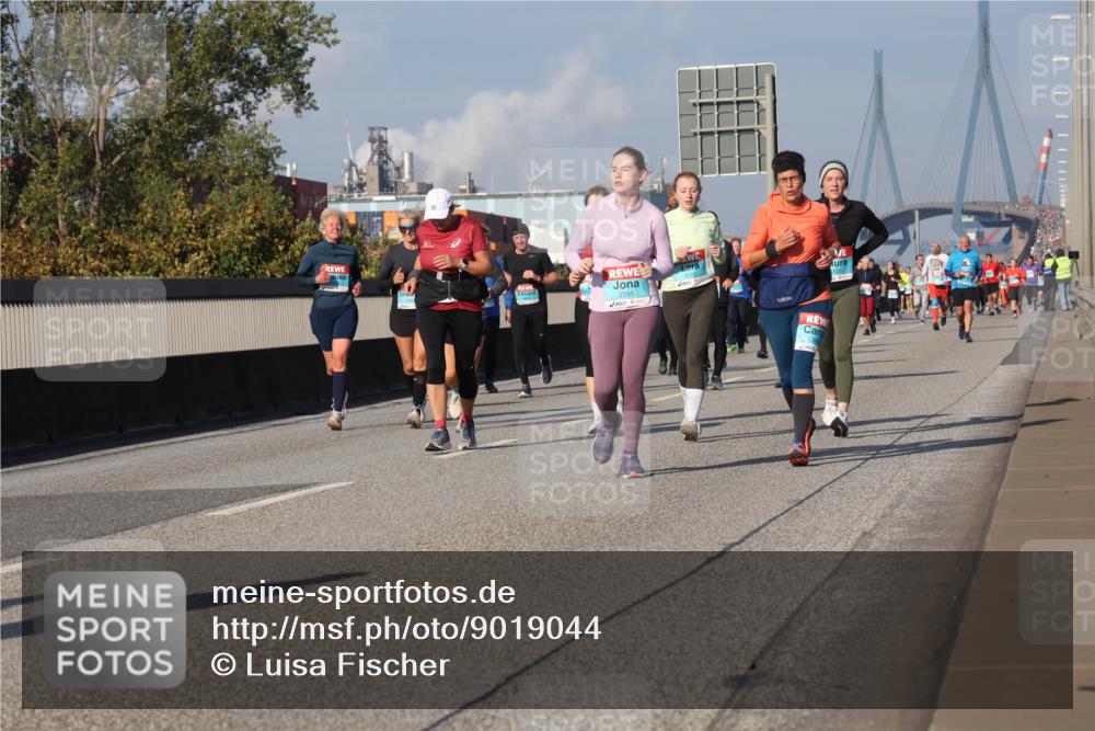 03.10.2025 - Köhlbrandbrückenlauf Luisa Fischer http://msf.ph/oto/9019044 03.10.2025 11:08:54 Position 3 2551 meine-sportfotos.de