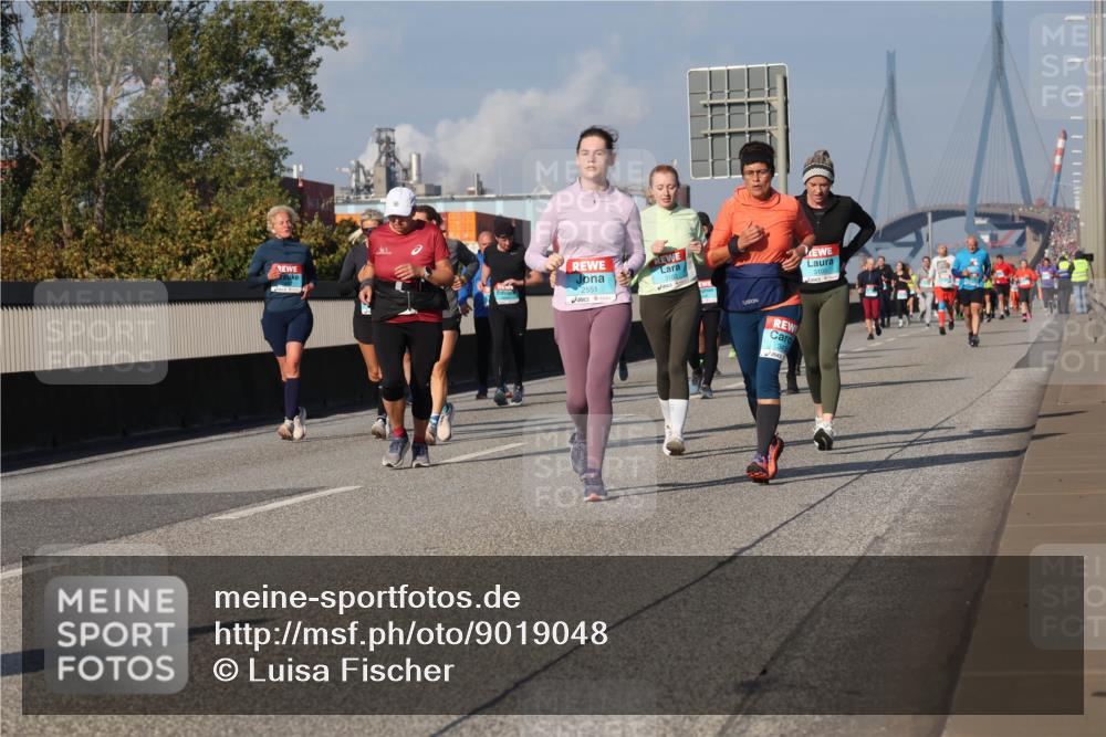 03.10.2025 - Köhlbrandbrückenlauf Luisa Fischer http://msf.ph/oto/9019048 03.10.2025 11:08:55 Position 3  meine-sportfotos.de