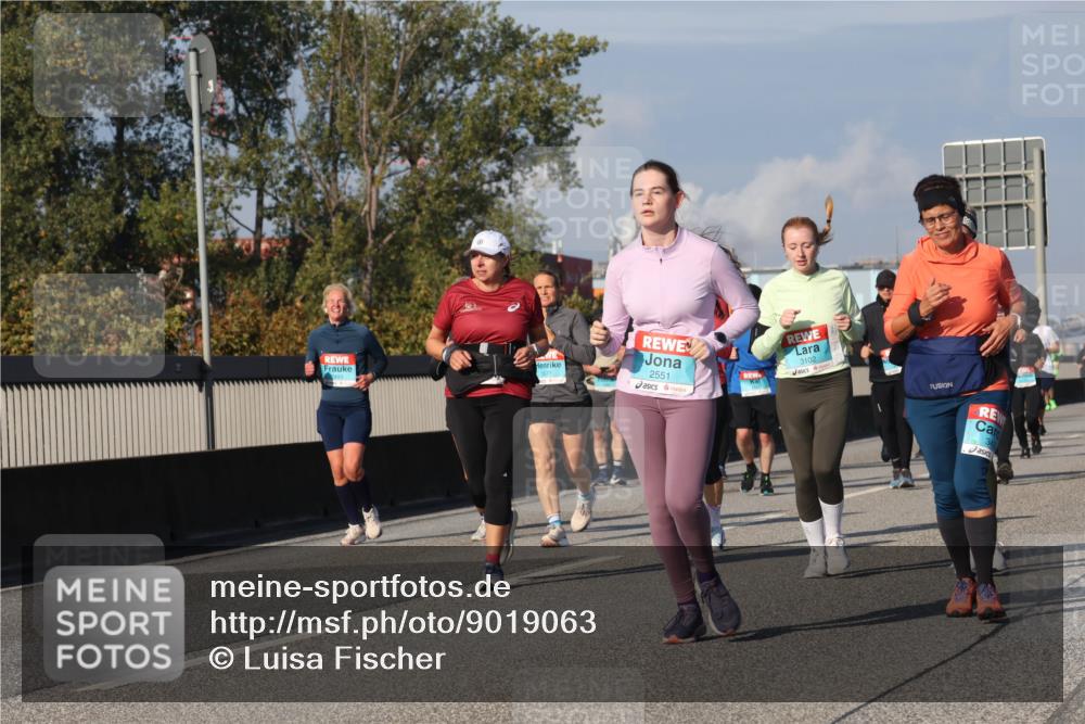 03.10.2025 - Köhlbrandbrückenlauf Luisa Fischer http://msf.ph/oto/9019063 03.10.2025 11:08:57 Position 3 2551, 3102 meine-sportfotos.de