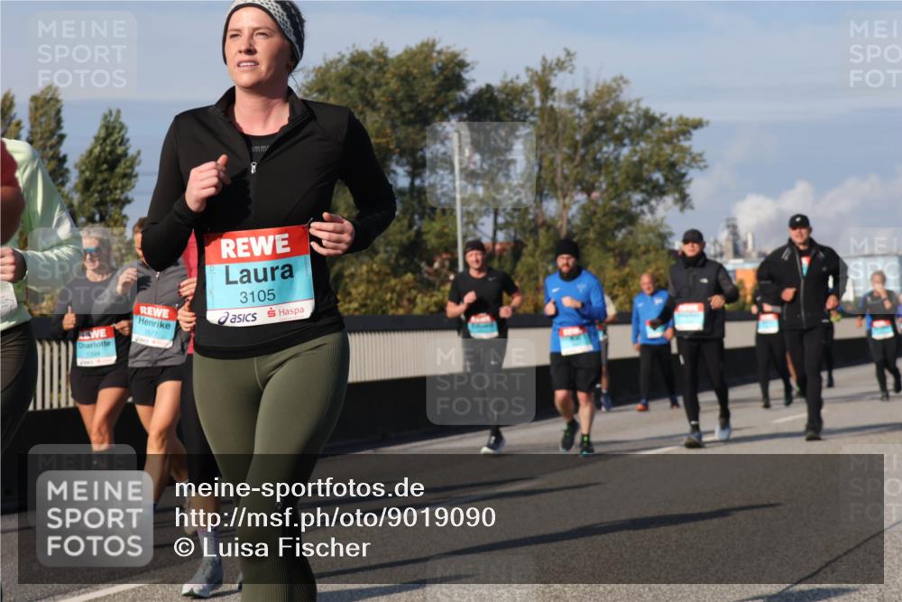 03.10.2025 - Köhlbrandbrückenlauf Luisa Fischer http://msf.ph/oto/9019090 03.10.2025 11:09:02 Position 3 1394, 1577, 3105 meine-sportfotos.de