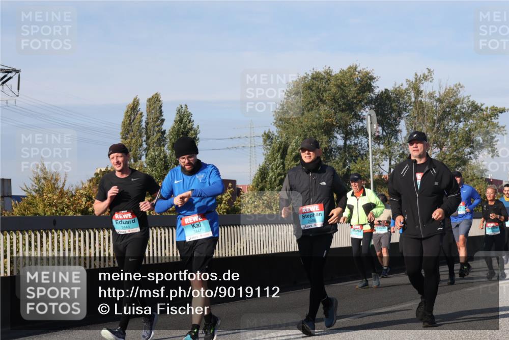 03.10.2025 - Köhlbrandbrückenlauf Luisa Fischer http://msf.ph/oto/9019112 03.10.2025 11:09:05 Position 3 3443, 3441, 2406 meine-sportfotos.de