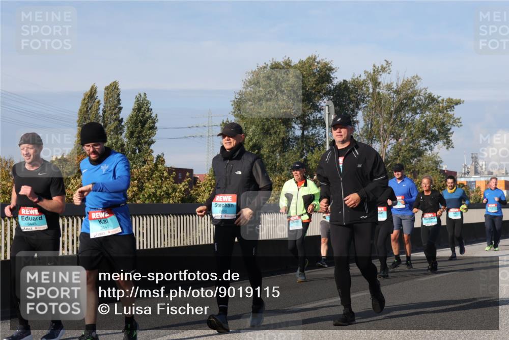 03.10.2025 - Köhlbrandbrückenlauf Luisa Fischer http://msf.ph/oto/9019115 03.10.2025 11:09:05 Position 3 3443, 3441, 2406 meine-sportfotos.de