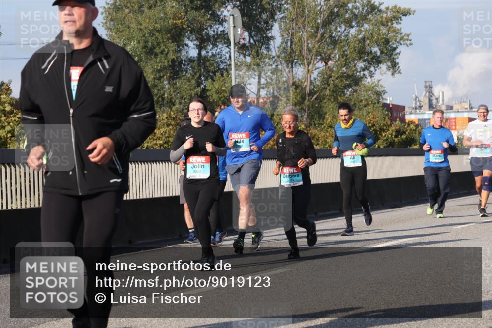 03.10.2025 - Köhlbrandbrückenlauf Luisa Fischer http://msf.ph/oto/9019123 03.10.2025 11:09:07 Position 3 3242, 2574 meine-sportfotos.de