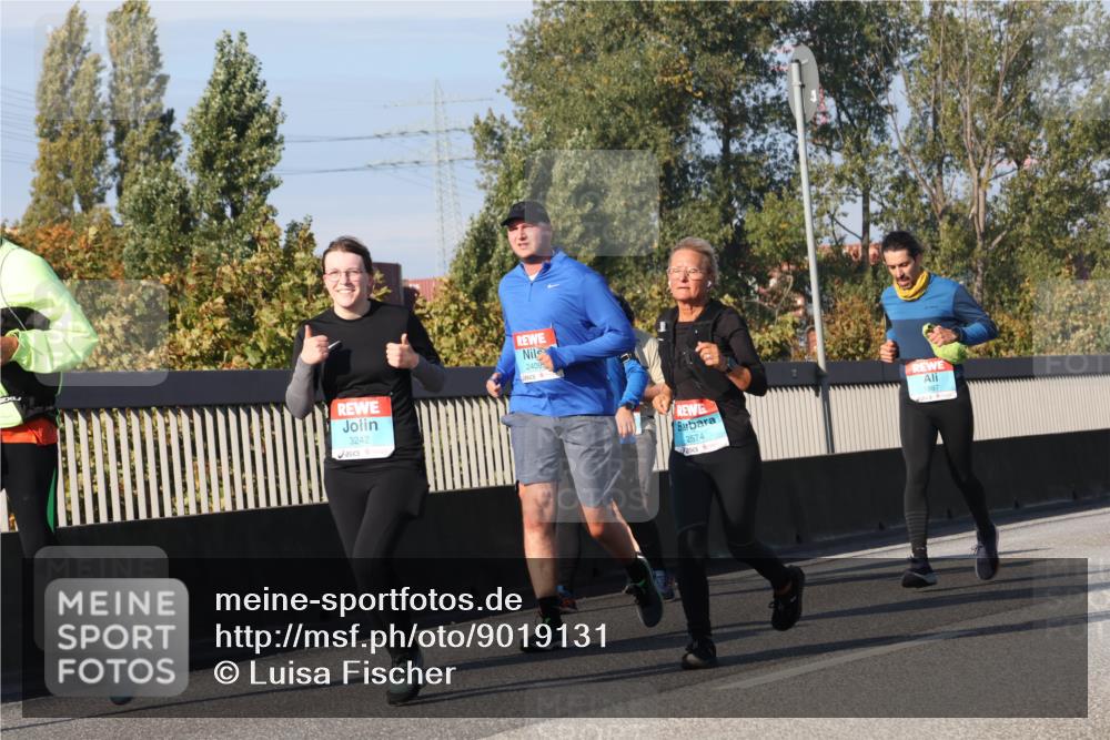 03.10.2025 - Köhlbrandbrückenlauf Luisa Fischer http://msf.ph/oto/9019131 03.10.2025 11:09:08 Position 3 2409, 3242, 2574, 1887 meine-sportfotos.de