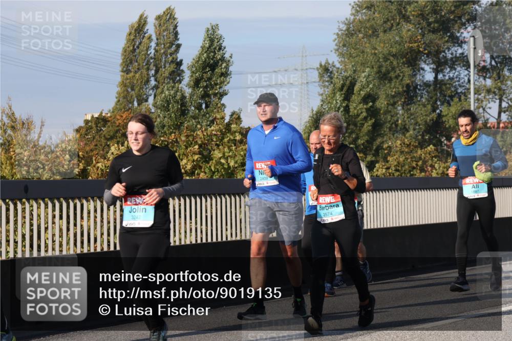 03.10.2025 - Köhlbrandbrückenlauf Luisa Fischer http://msf.ph/oto/9019135 03.10.2025 11:09:09 Position 3 3242, 2409, 2574, 1887 meine-sportfotos.de