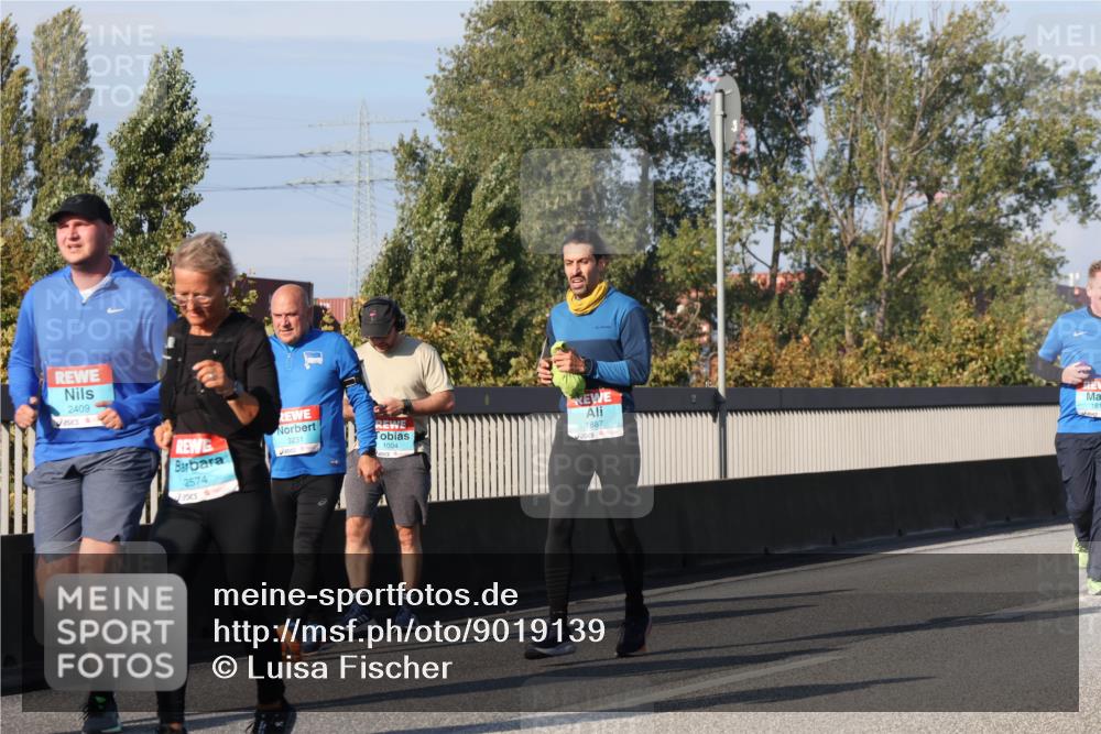 03.10.2025 - Köhlbrandbrückenlauf Luisa Fischer http://msf.ph/oto/9019139 03.10.2025 11:09:09 Position 3 2409, 2574, 3231, 1887, 1004, 181 meine-sportfotos.de