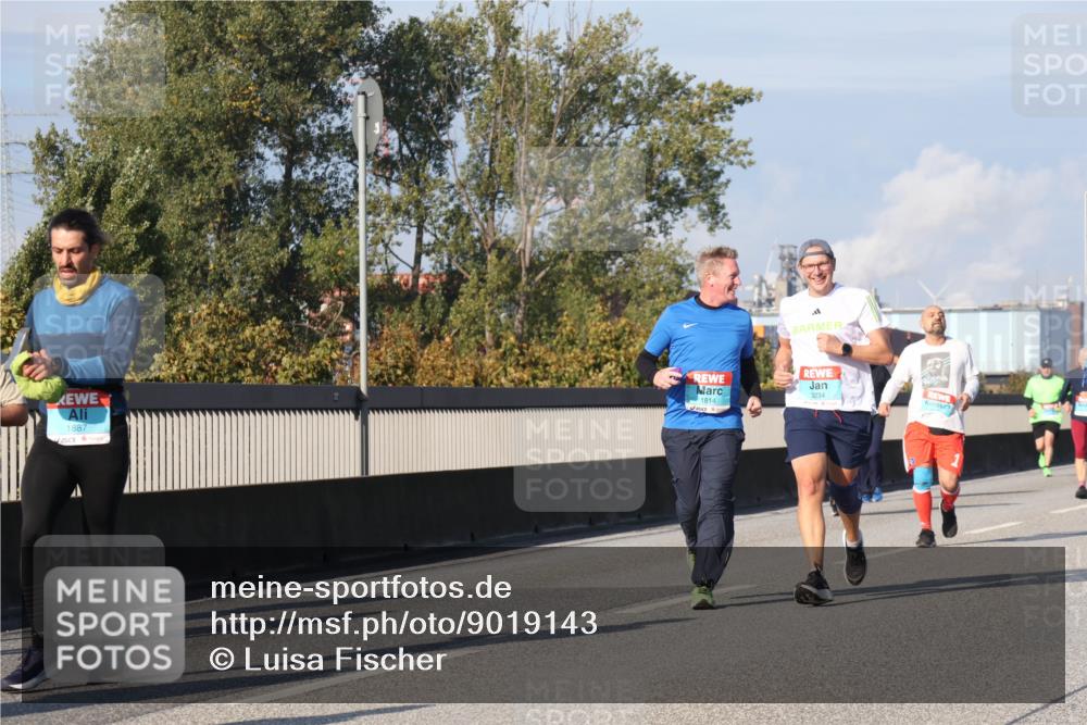 03.10.2025 - Köhlbrandbrückenlauf Luisa Fischer http://msf.ph/oto/9019143 03.10.2025 11:09:10 Position 3 3234, 1887, 1814 meine-sportfotos.de