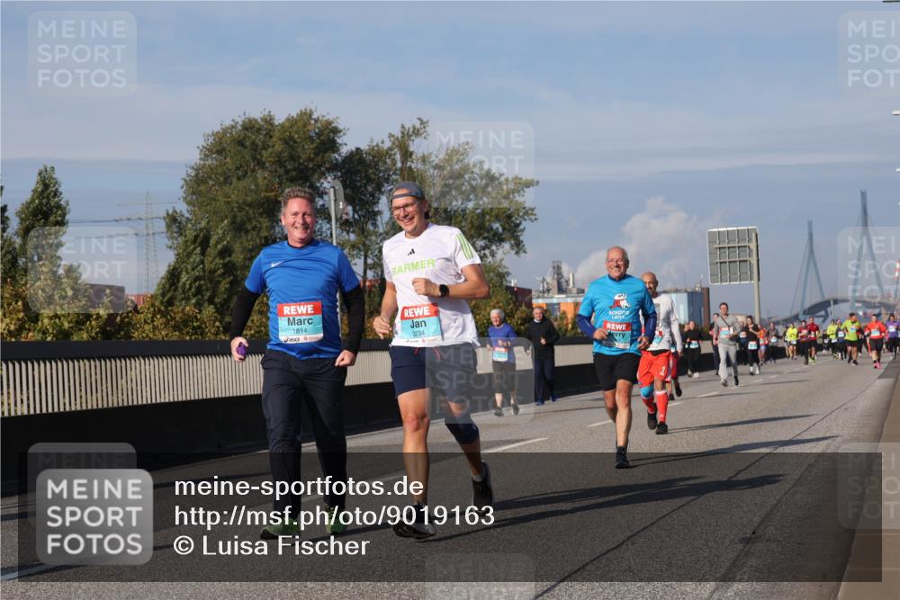 03.10.2025 - Köhlbrandbrückenlauf Luisa Fischer http://msf.ph/oto/9019163 03.10.2025 11:09:13 Position 3 1814, 3234 meine-sportfotos.de
