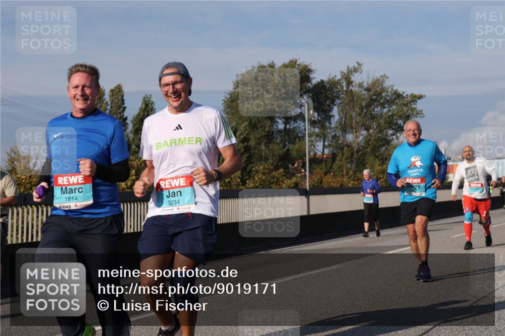 03.10.2025 - Köhlbrandbrückenlauf Luisa Fischer http://msf.ph/oto/9019171 03.10.2025 11:09:14 Position 3 1814, 3234 meine-sportfotos.de