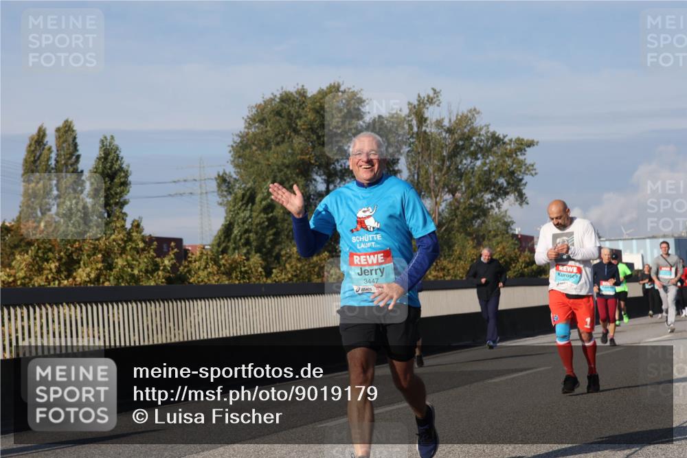 03.10.2025 - Köhlbrandbrückenlauf Luisa Fischer http://msf.ph/oto/9019179 03.10.2025 11:09:16 Position 3 3447 meine-sportfotos.de