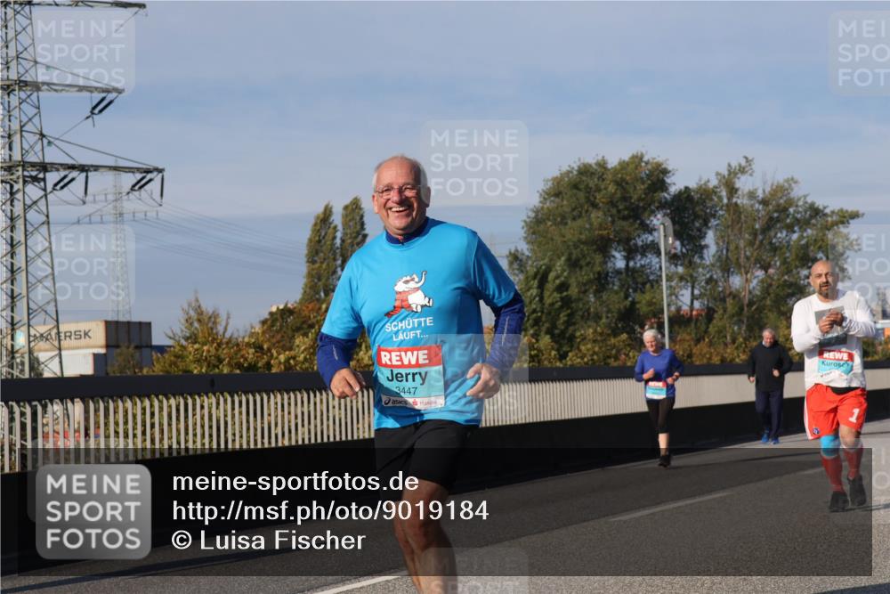 03.10.2025 - Köhlbrandbrückenlauf Luisa Fischer http://msf.ph/oto/9019184 03.10.2025 11:09:17 Position 3 3447 meine-sportfotos.de