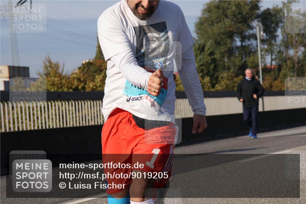 03.10.2025 - Köhlbrandbrückenlauf Luisa Fischer http://msf.ph/oto/9019205 03.10.2025 11:09:20 Position 3  meine-sportfotos.de
